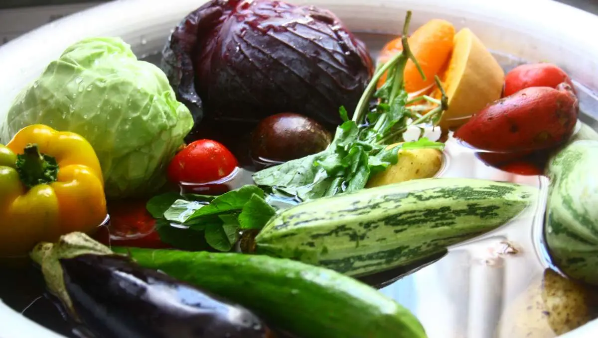 Soaking vegetables in a bowl 