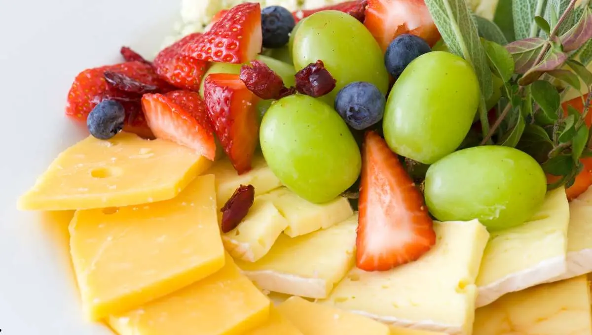 fruit tray with various fruits