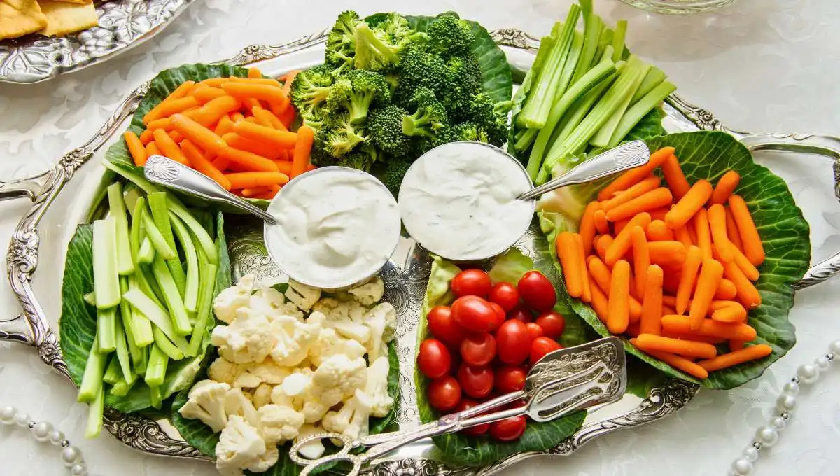 platter of mix veggies